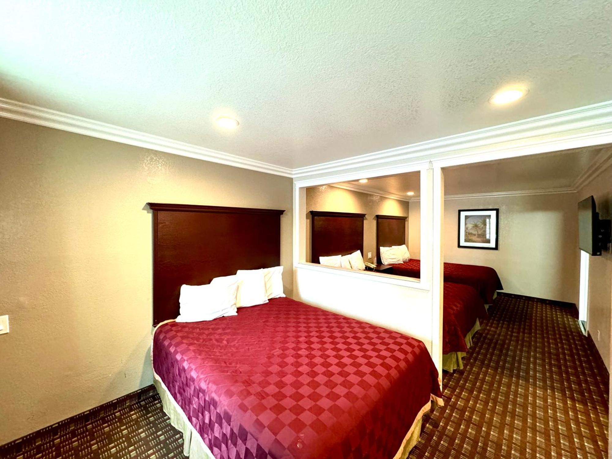Budget Near Disneyland Drive Anaheim